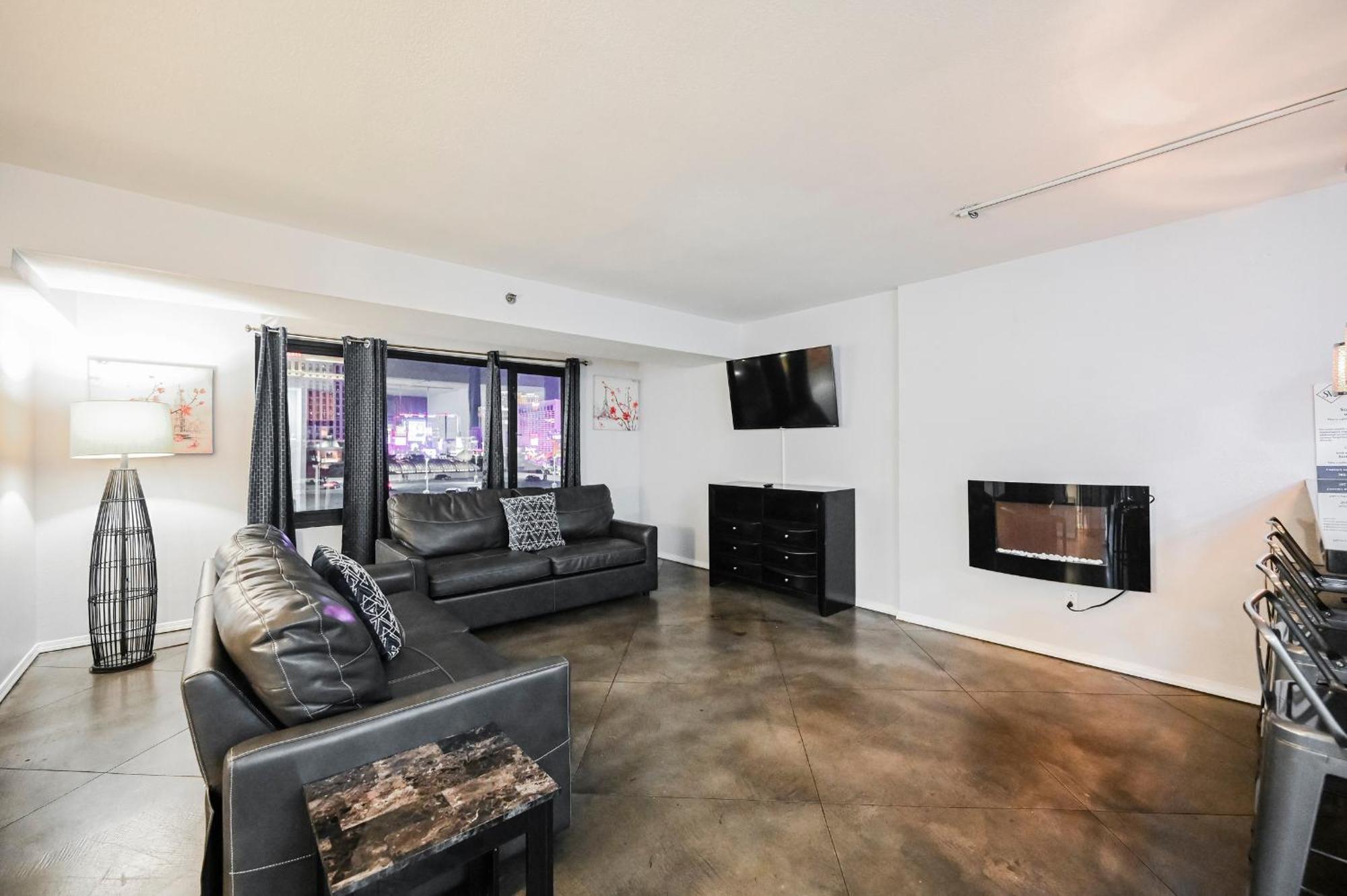 Stripviewsuites At Jockey Club Las Vegas Exterior photo