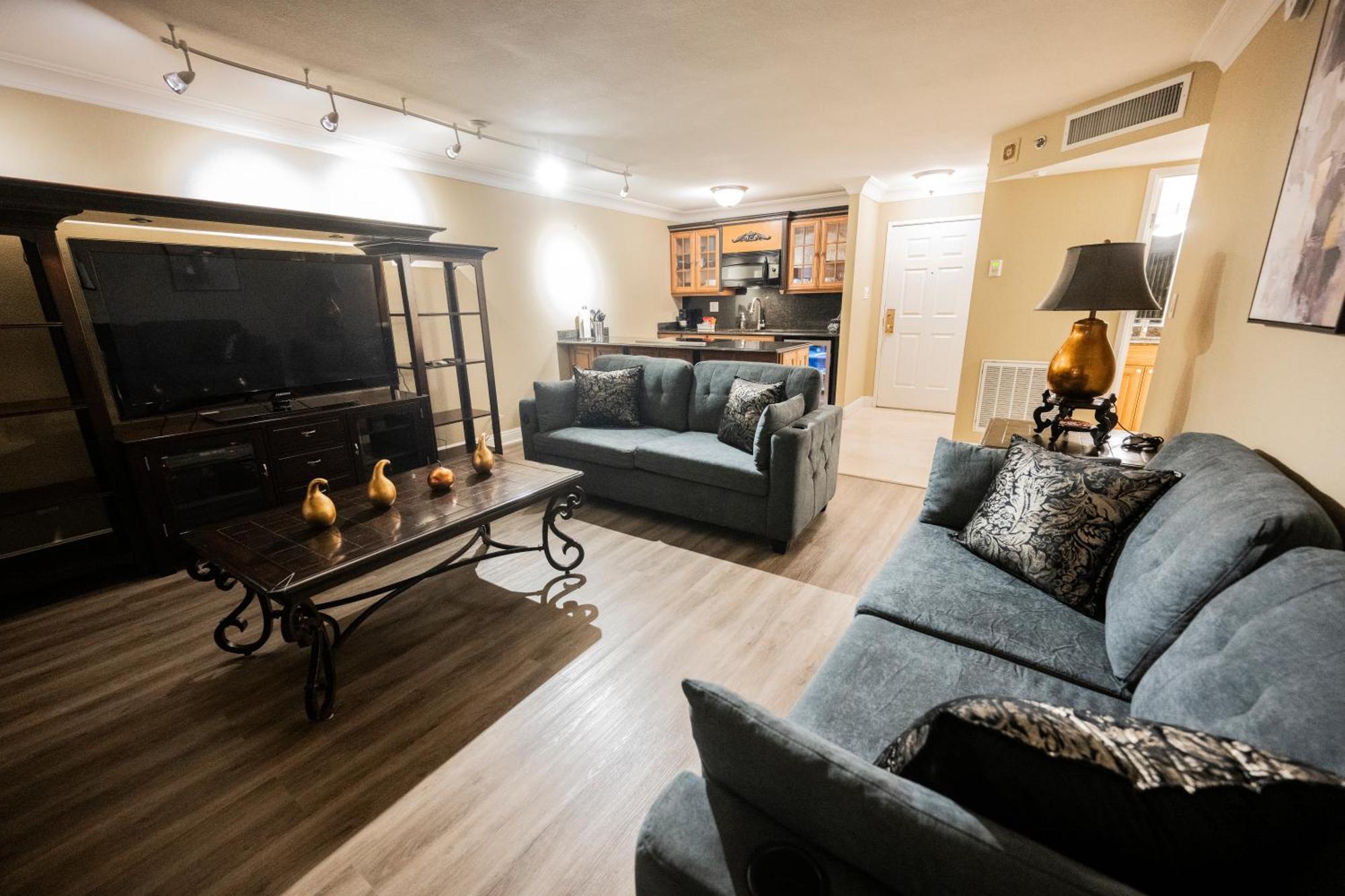 Stripviewsuites At Jockey Club Las Vegas Exterior photo