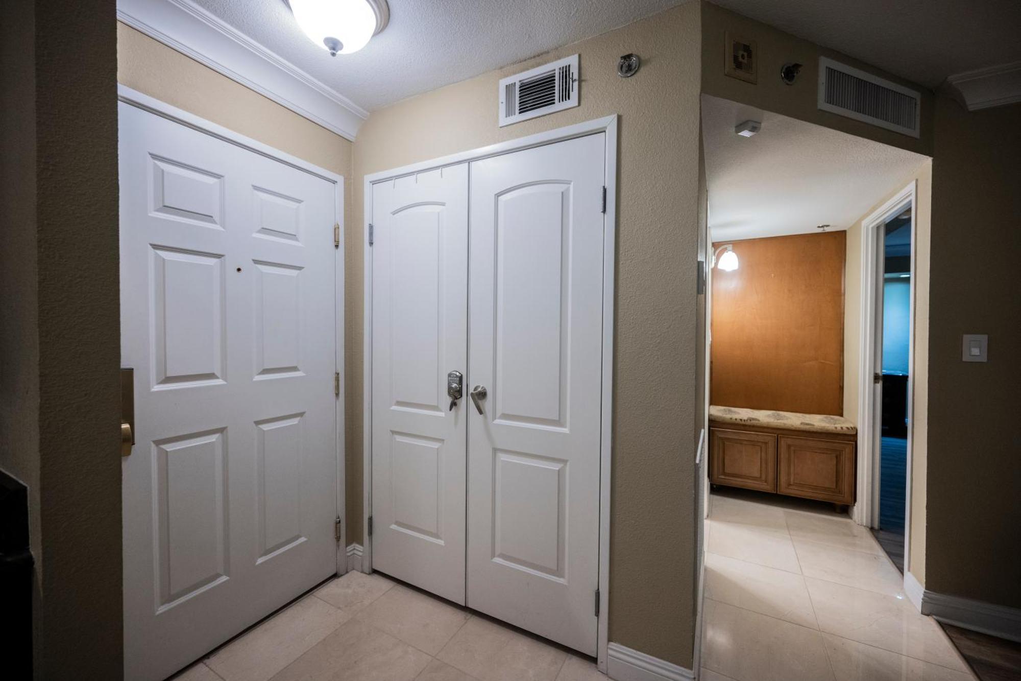 Stripviewsuites At Jockey Club Las Vegas Exterior photo